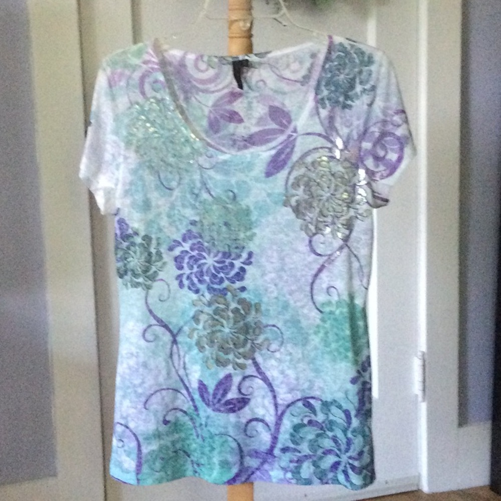 Susan Lawrence top